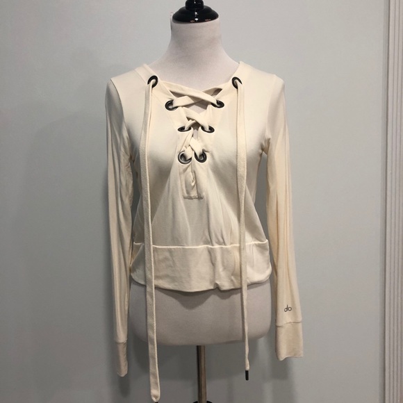 ⭐️HOST PICK⭐️Alo Yoga Lace Up Top - Picture 4 of 7